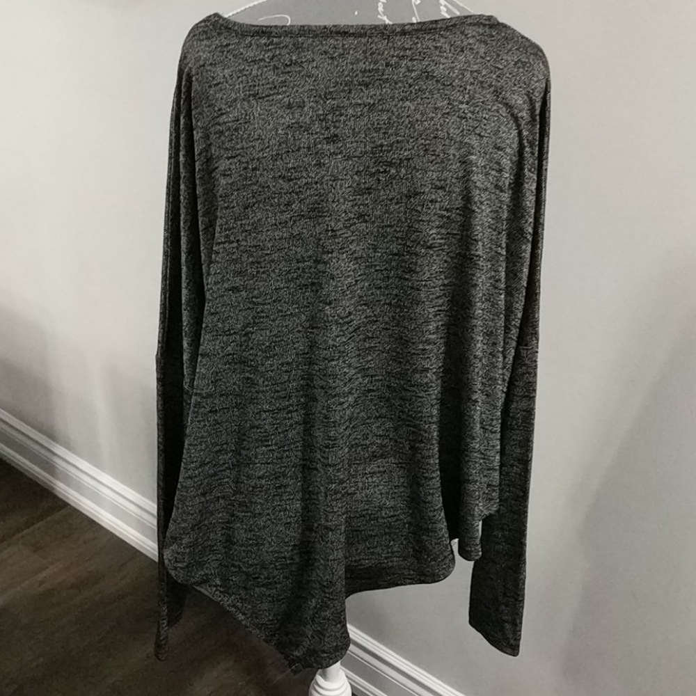 Massimo long sleeve top - Picture 2 of 7
